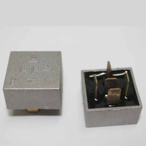 Регулятор напруги,реле зарядки JFT1411A 14V jinma 244-404/foton354-504/DW 354 Регулятор напруги,реле зарядки JFT1411A 14V jinma 244-404/foton354-504/DW 354